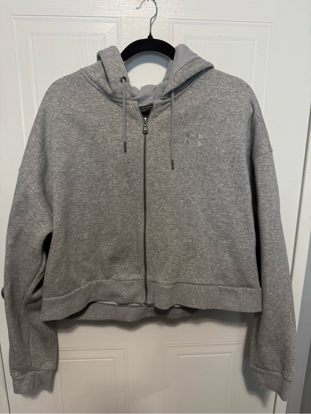 Under Armour Women's Light Gray Full-Zip Hooded Crop/Short Length Sweater